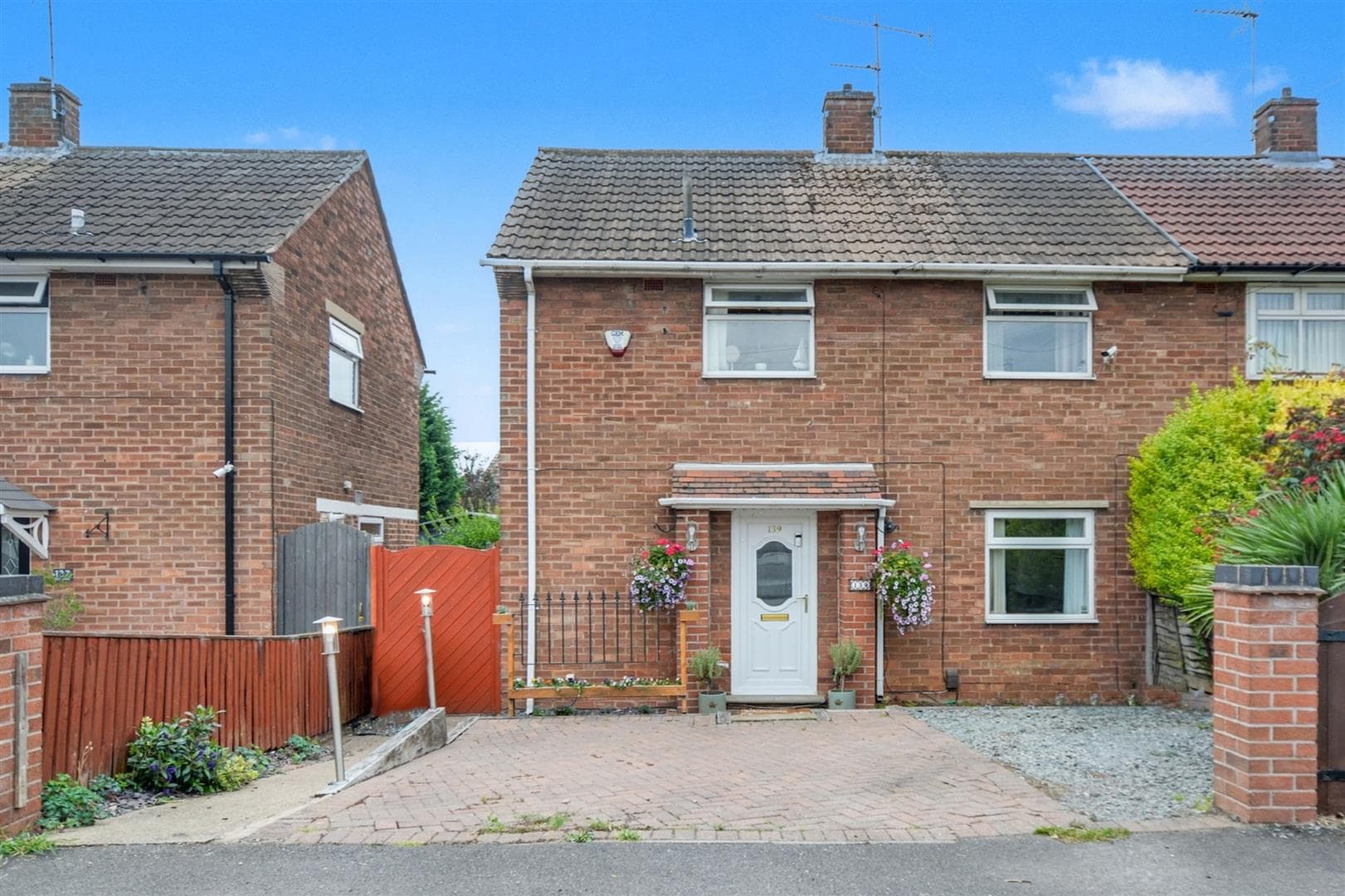 Briar Gate, Long Eaton
