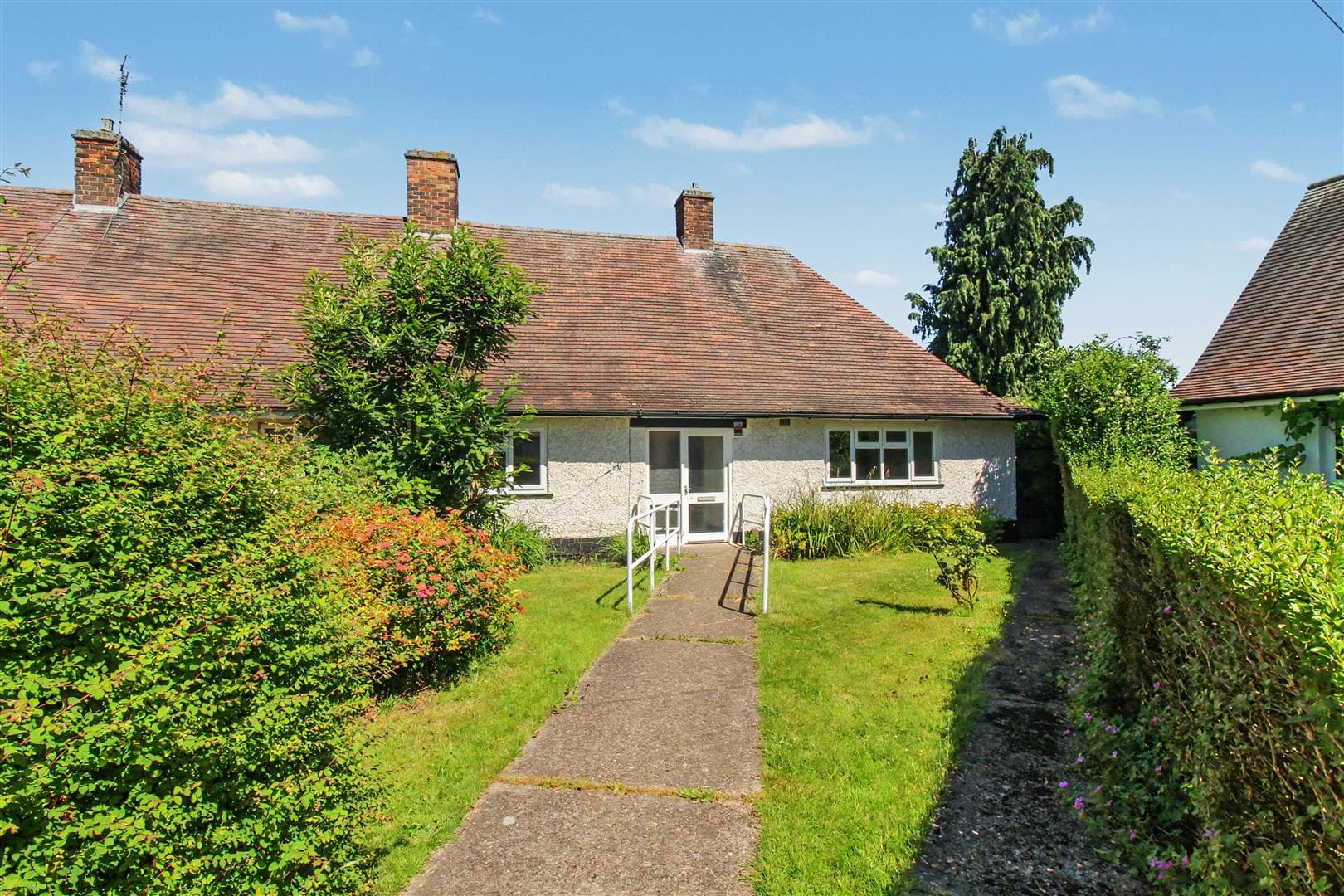 Sutton Passeys Crescent, Wollaton, NG8 1BU
