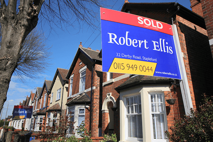 Choosing the Right Estate Agent